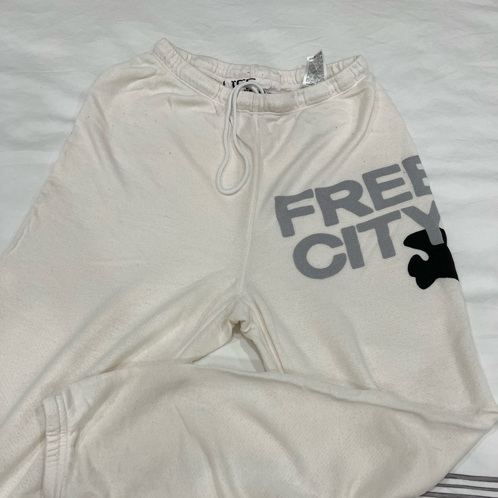 Free city super soft sweatpants